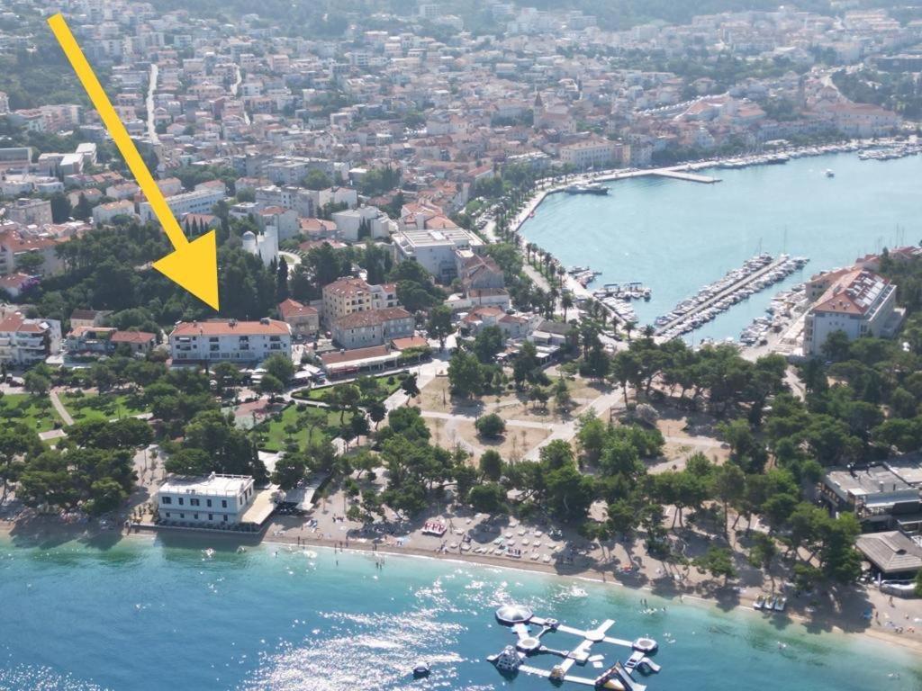 Sandra Apartments Makarska Bagian luar foto