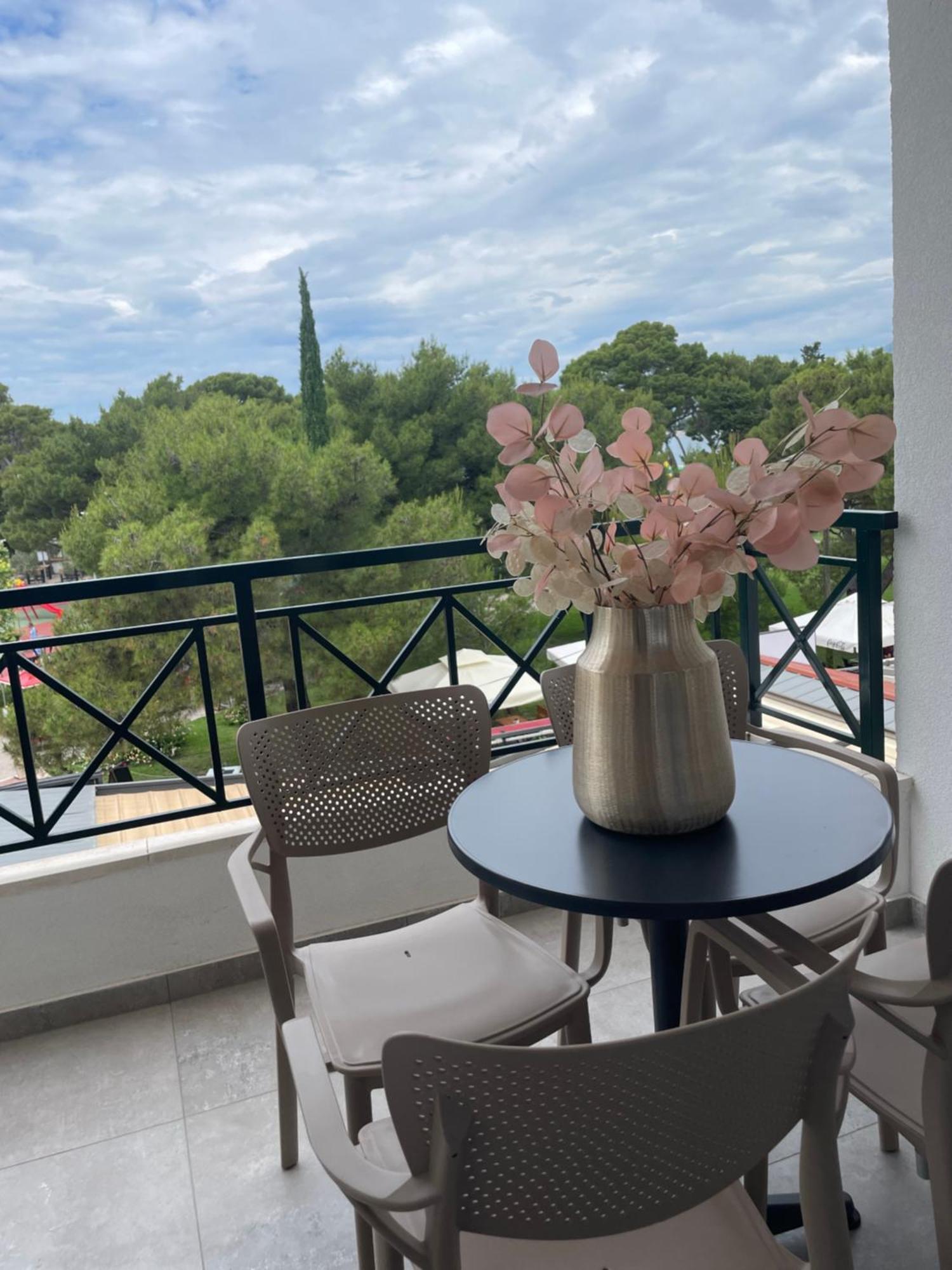 Sandra Apartments Makarska Bagian luar foto